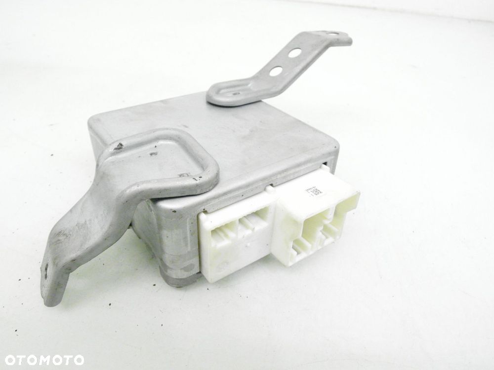 WSPOMAGANIE ELEKTRYCZNE TOYOTA YARIS I 6900000472 452000D031 896500D030 - 4