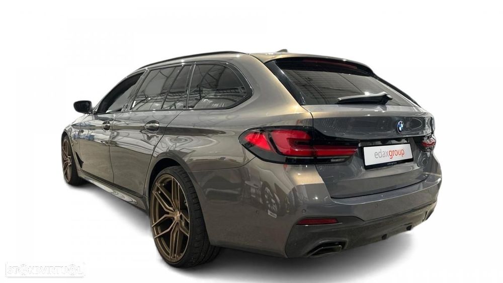 BMW 530 e Pack Desportivo M - 2