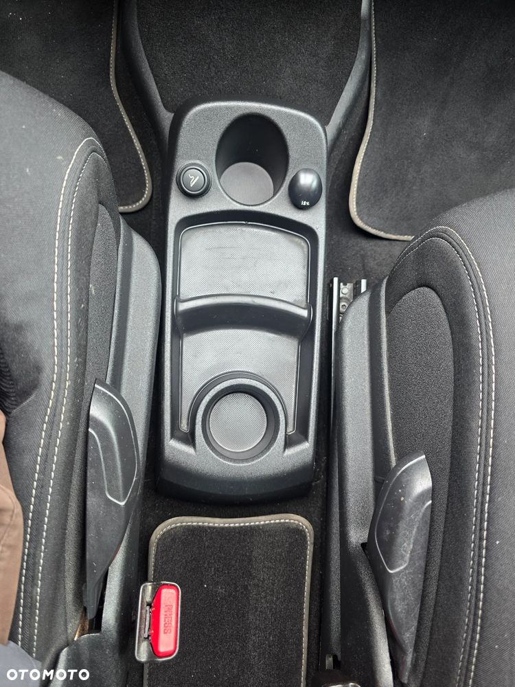 Citroën C4 Picasso - 23