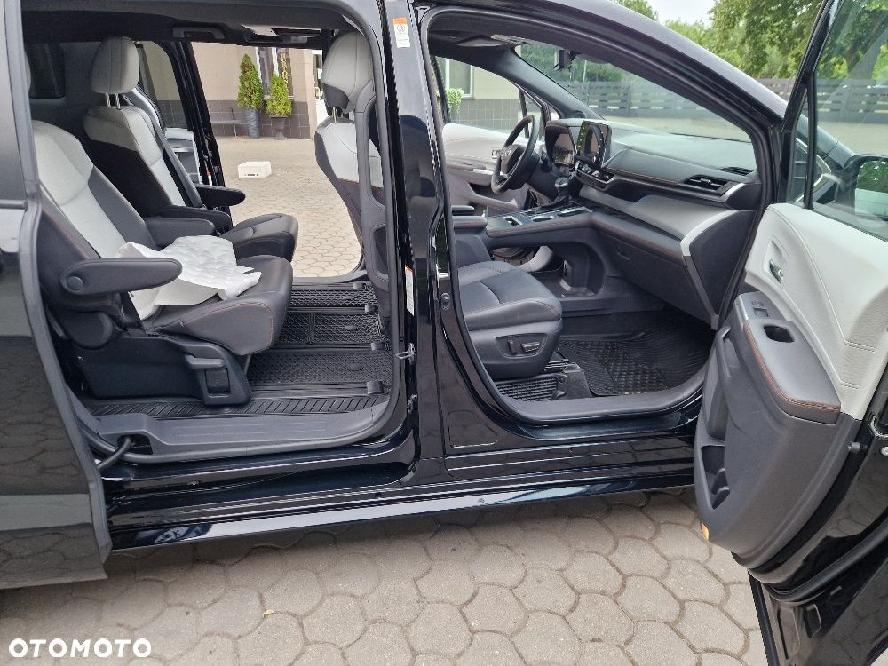 Toyota Sienna - 15