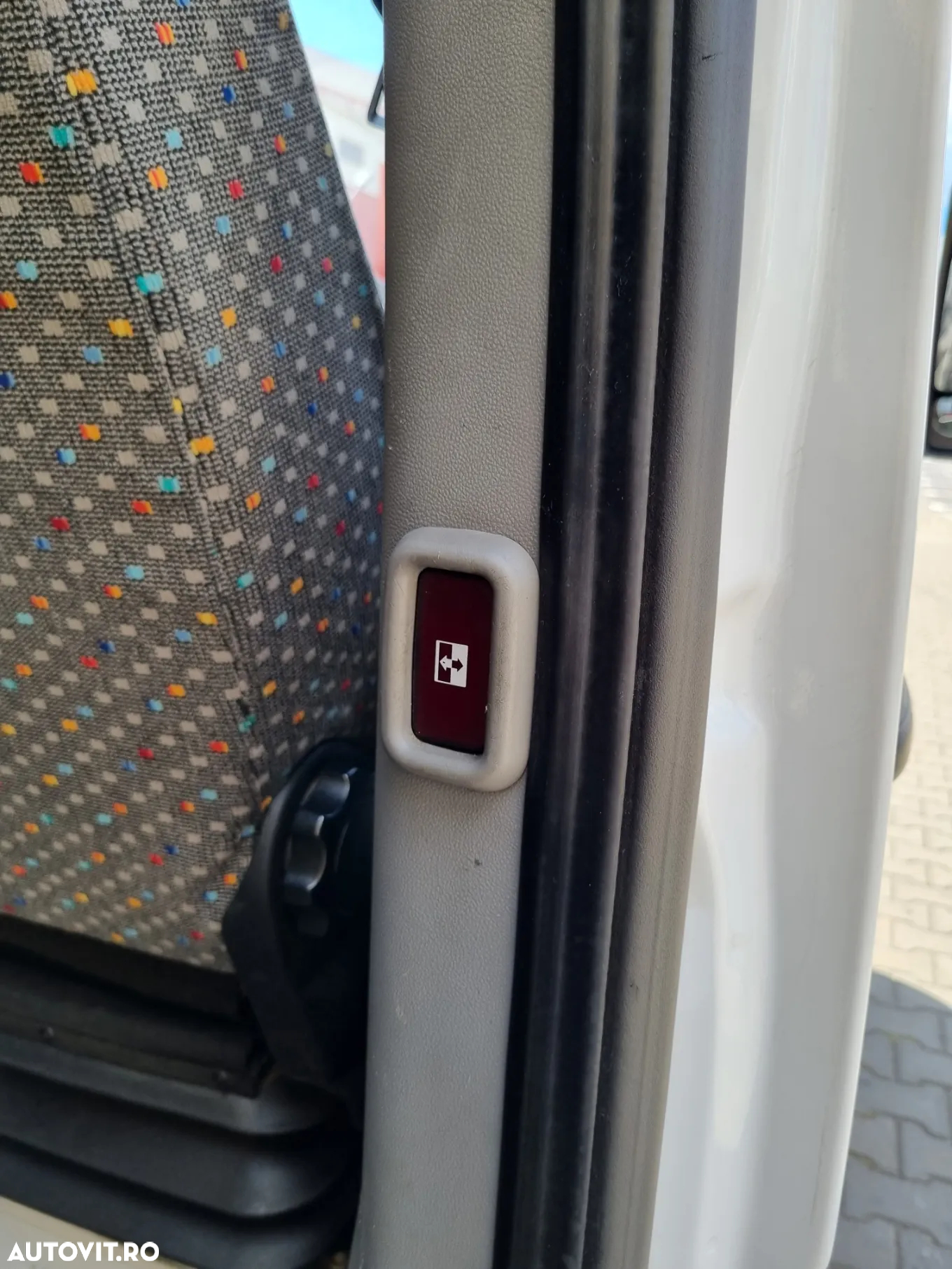 Mercedes-Benz Sprinter - 23
