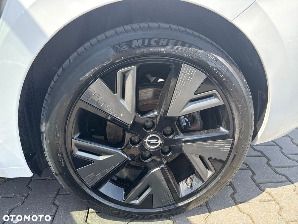 Opel Astra 54kWh GS First Edition - 11