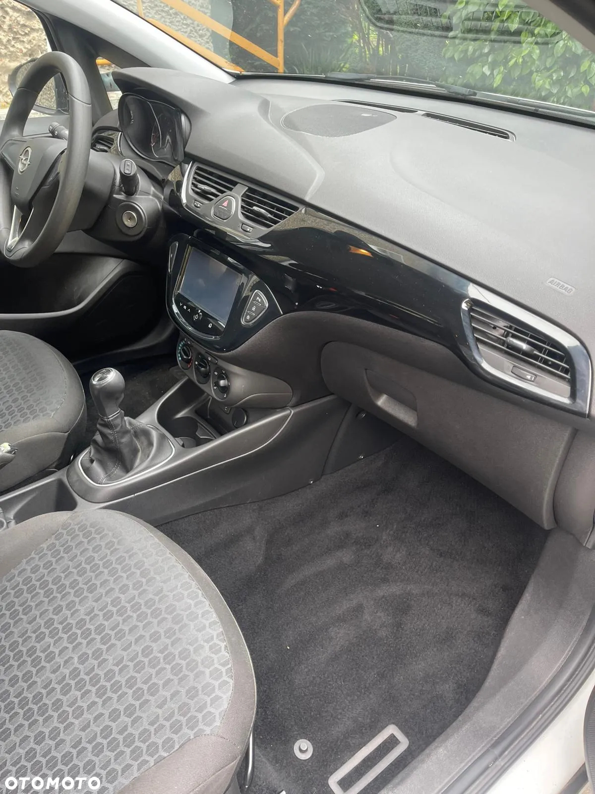 Opel Corsa 1.4 Enjoy - 24