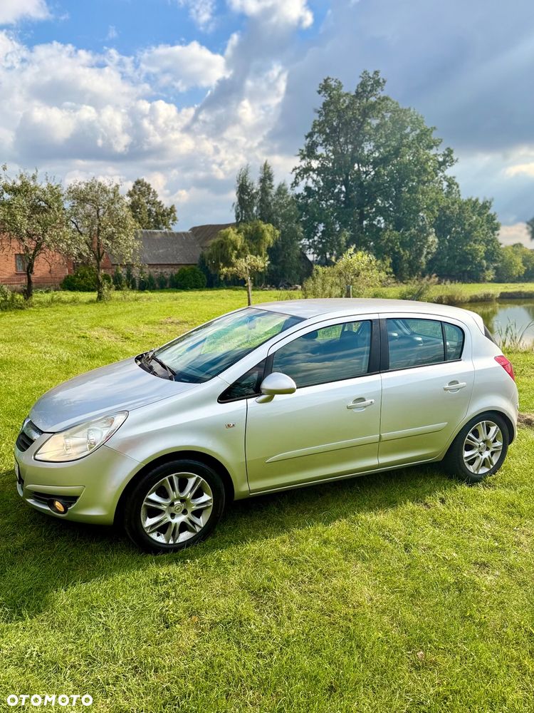 Opel Corsa - 4