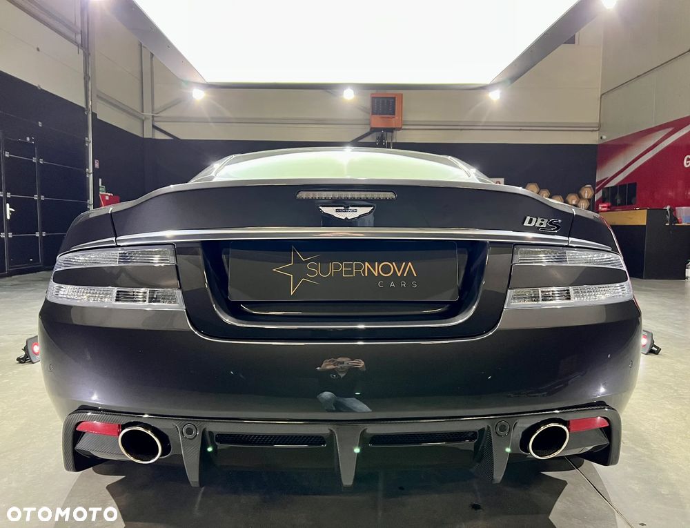 Aston Martin DBS - 7