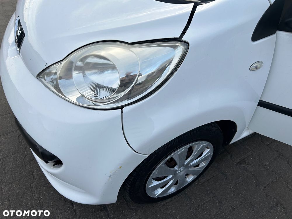 Peugeot 107 1.4 HDI Trendy - 23