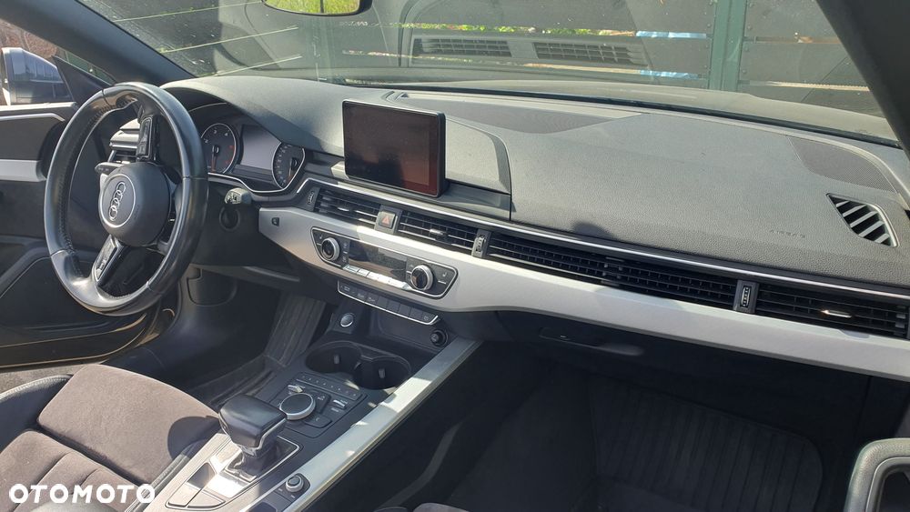 Audi A5 Cabrio - 11