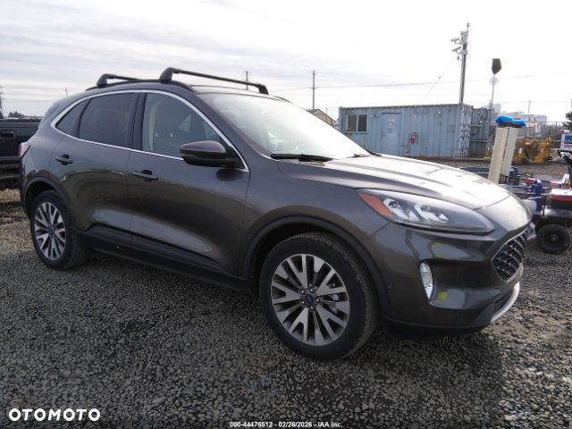 Ford Escape 2.0 EcoBoost AWD Titanium - 2