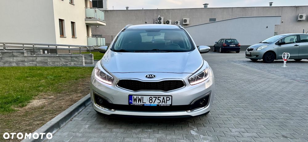Kia Ceed - 3