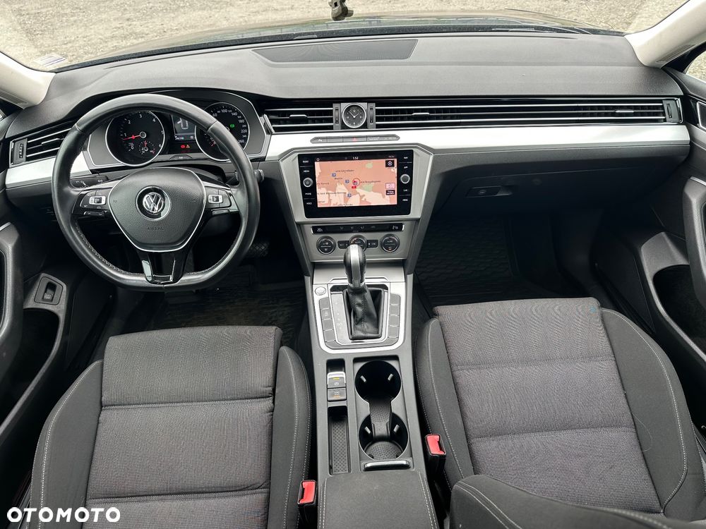 Volkswagen Passat - 3