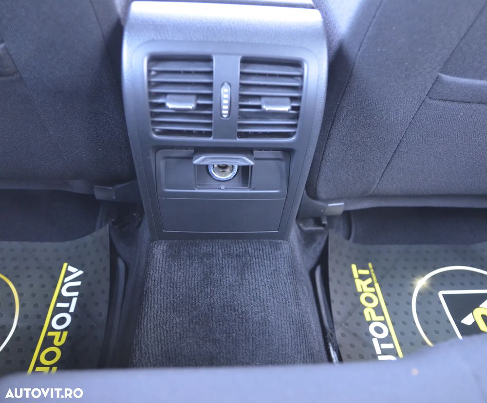 Volkswagen Passat 1.4 TSI Comfortline DSG - 29