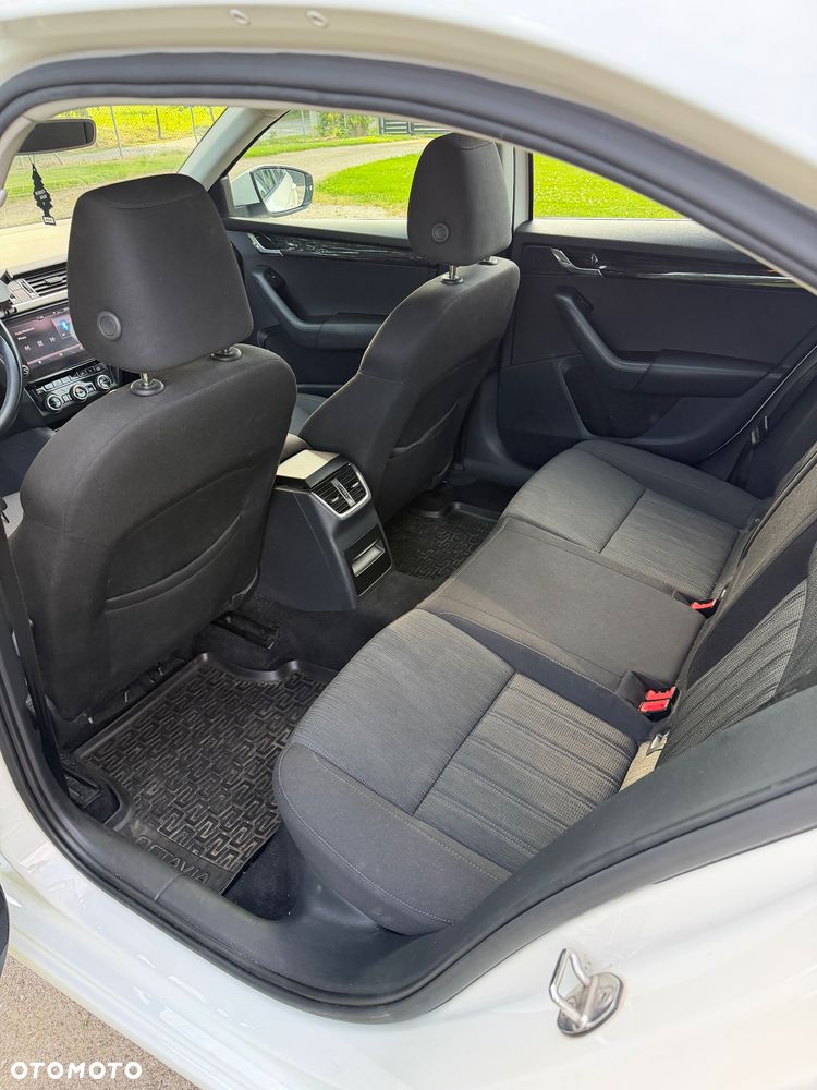 Skoda Octavia 2.0 TDI Style - 11