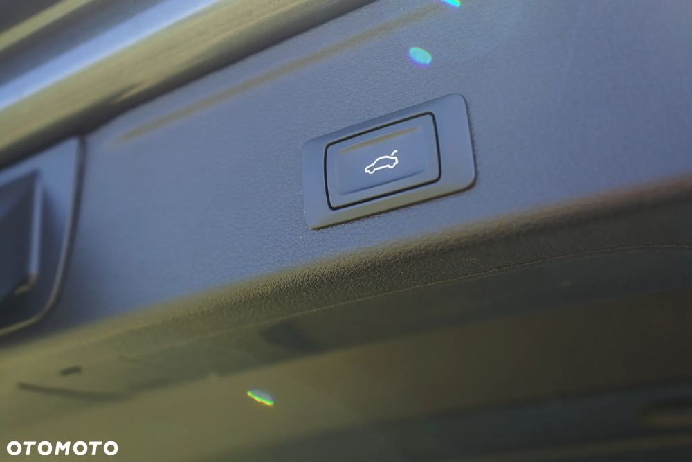 Audi A4 Avant 40 TFSI S tronic S line - 19