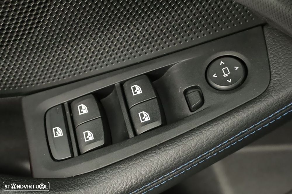 BMW 116 d Pack Desportivo M Auto - 20