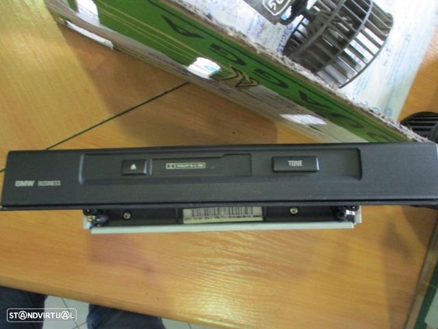 Radios 65126915689 BMW X5 2004 PHILIPS 22DC707/23B - 1