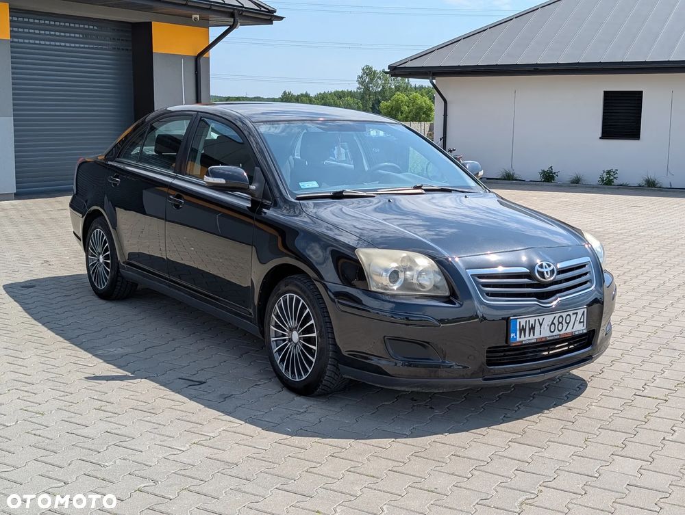 Toyota Avensis 2.0 D-4D Edition - 18