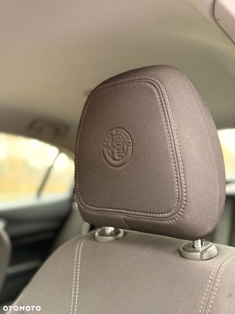 Alfa Romeo Giulia - 29