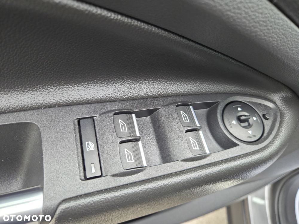 Ford Kuga 1.5 TDCi 2x4 Cool & Connect - 13
