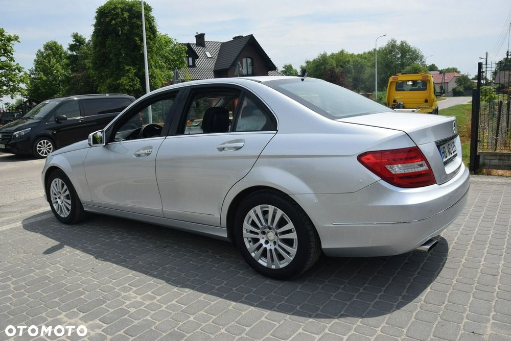 Mercedes-Benz Klasa C - 16