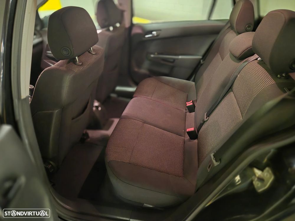 Opel Astra 1.4 Edition - 21