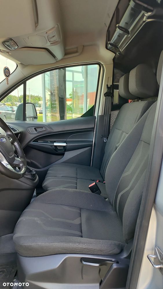 Ford Trannsit connect - 14