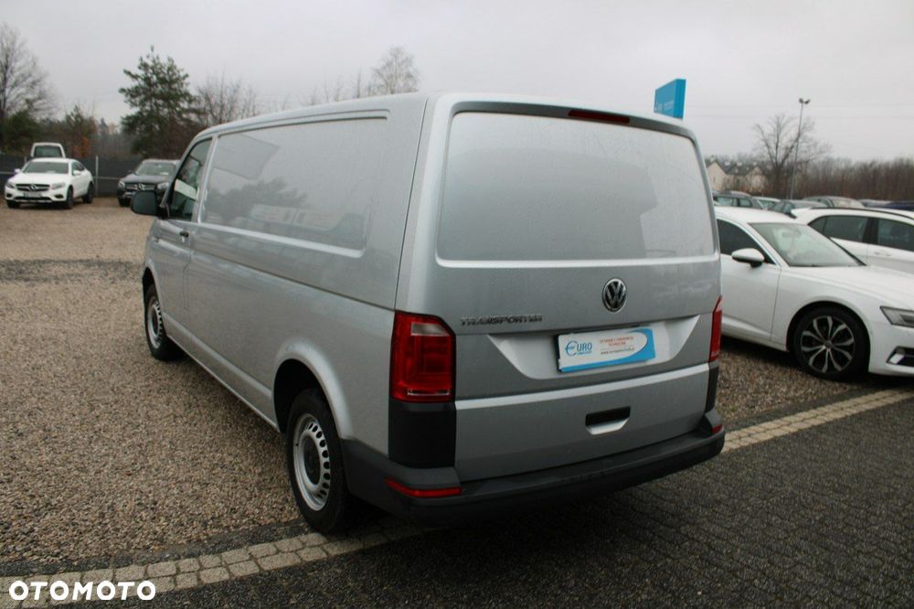 Volkswagen Transporter - 8