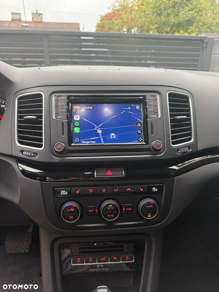 Volkswagen Sharan - 24