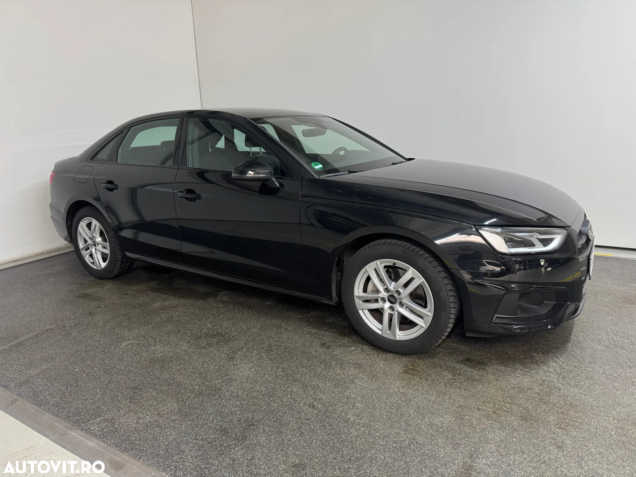 Audi A4 40 TDI S tronic MHEV Advanced - 6