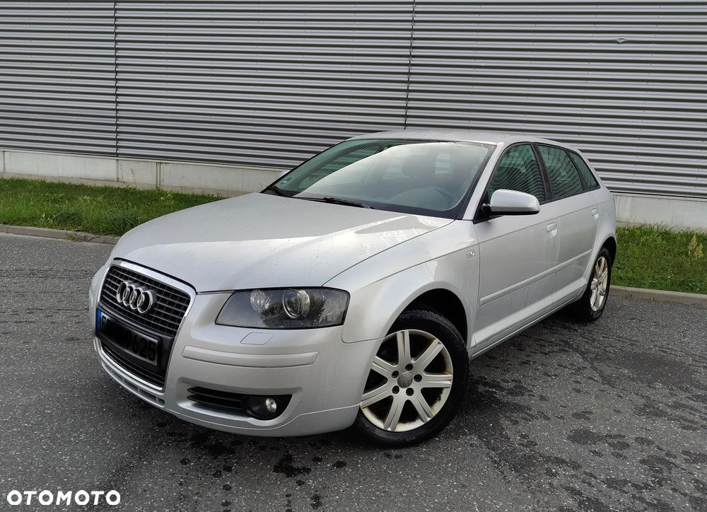 Audi A3 Sportback - 1