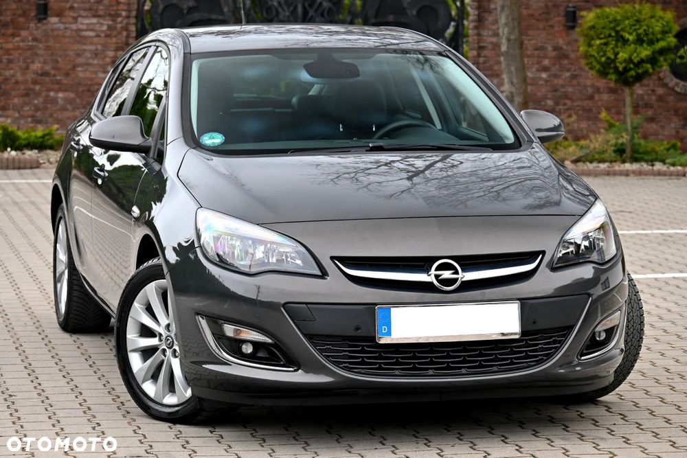 Opel Astra 1.4 T Cosmo S&S - 6
