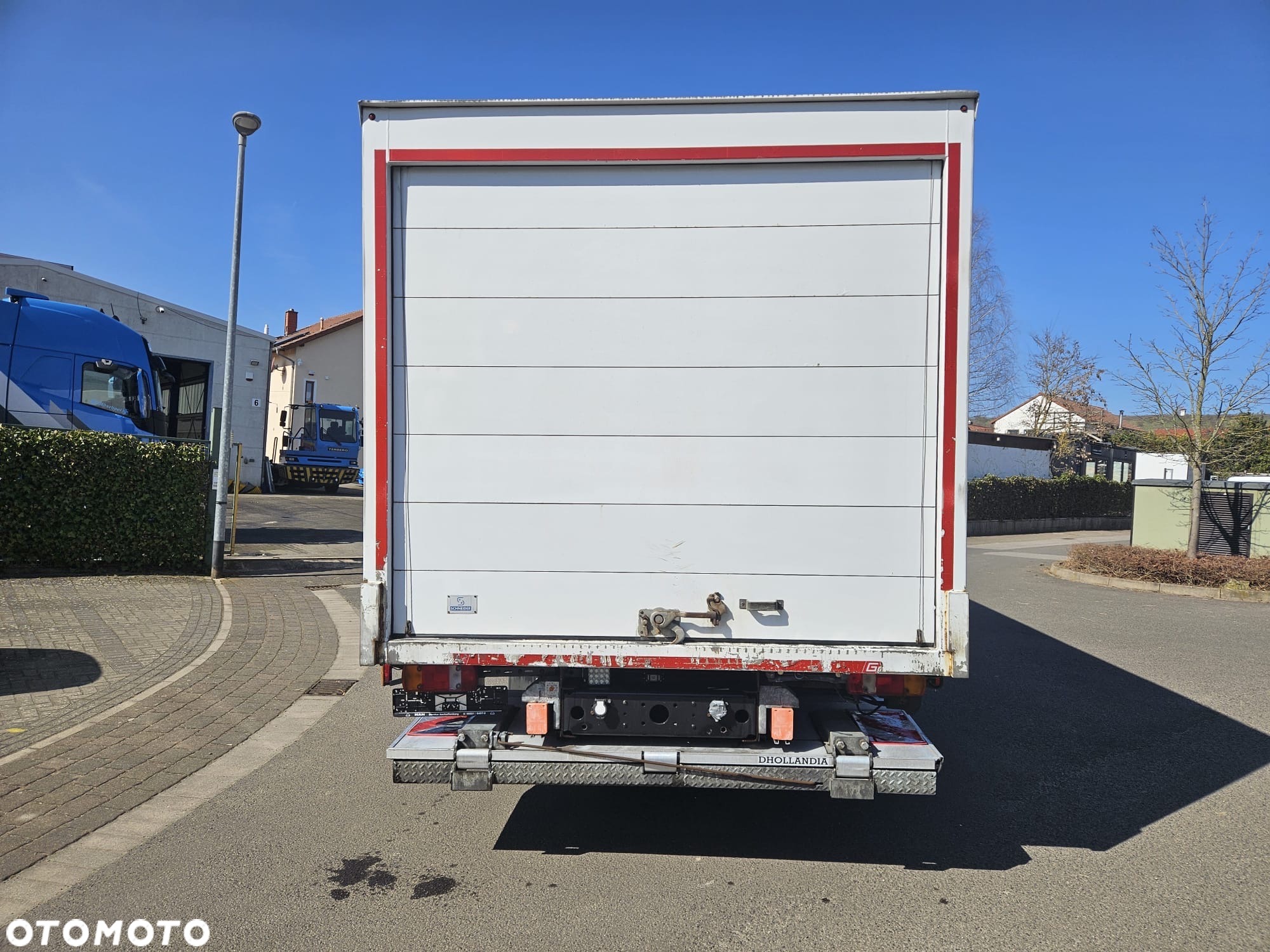 MAN TGL 12.220 - 8