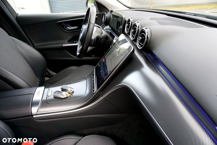 Mercedes-Benz Klasa C 220 d 9G-TRONIC - 29