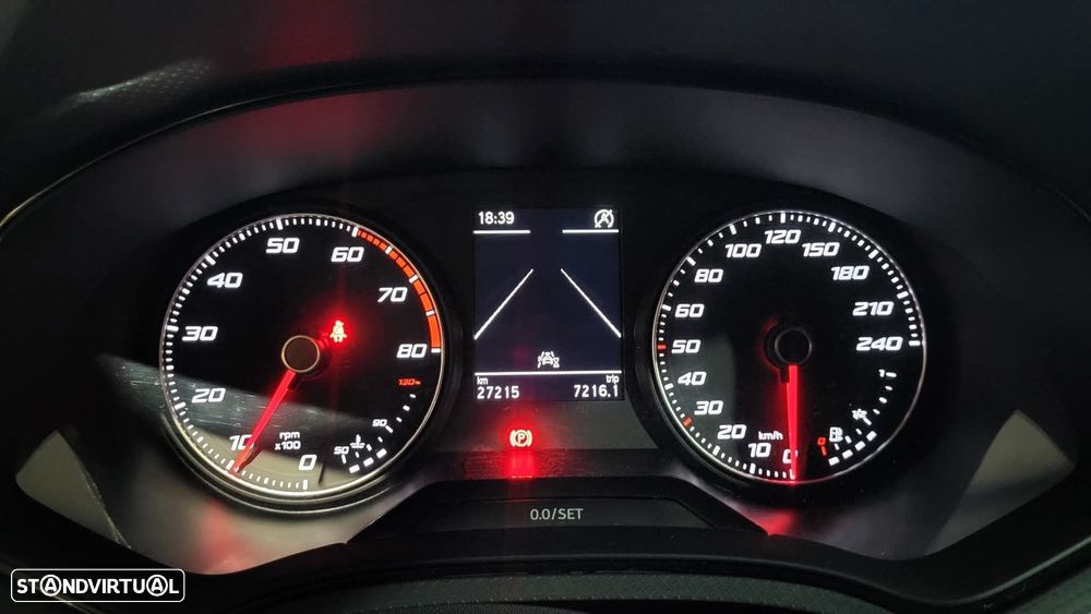 SEAT Arona 1.0 TSI FR - 28