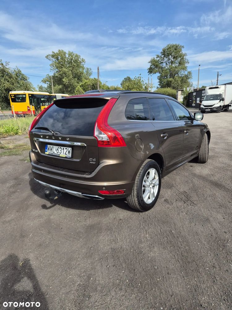 Volvo XC 60 D4 AWD Summum - 4