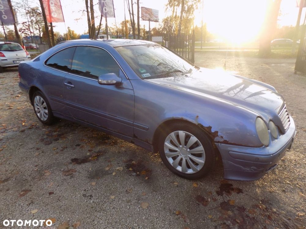 Mercedes-Benz CLK - 4