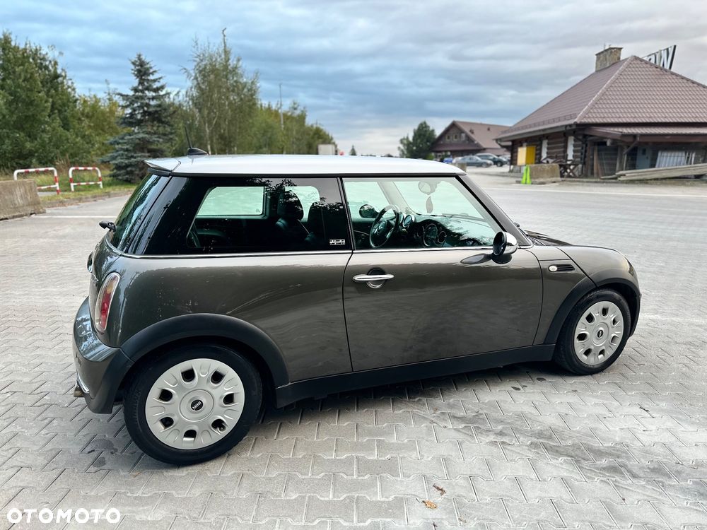 MINI ONE Standard - 8