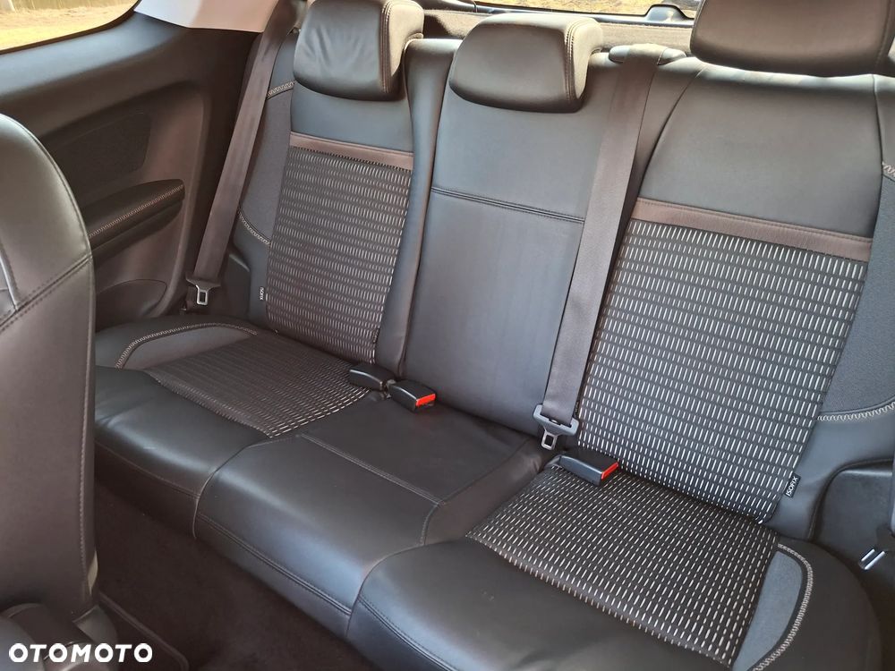 Peugeot 208 e-HDi 92 Stop&Start Allure - 7