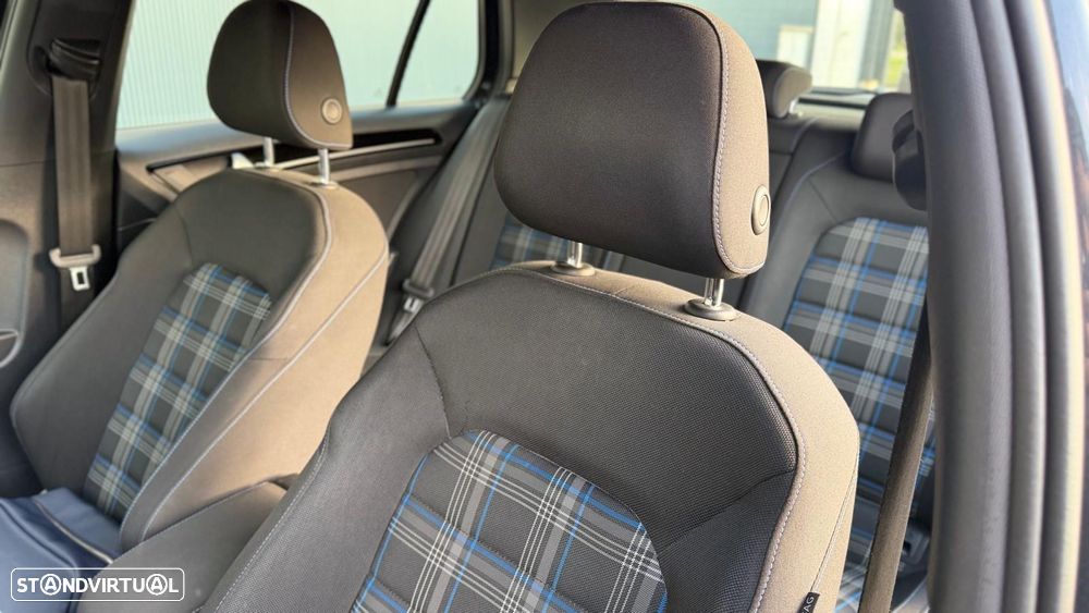 VW Golf 1.4 GTE Plug-in - 9