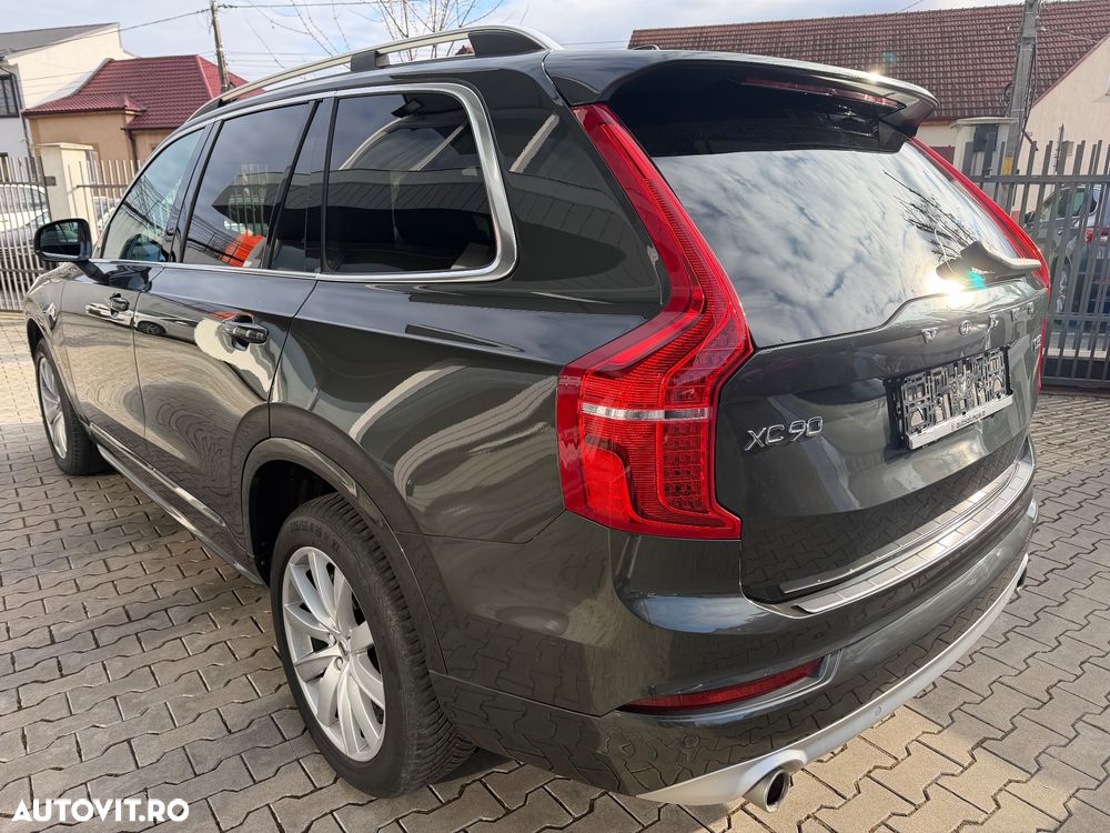 Volvo XC 90 D5 AWD Geartronic Momentum - 3