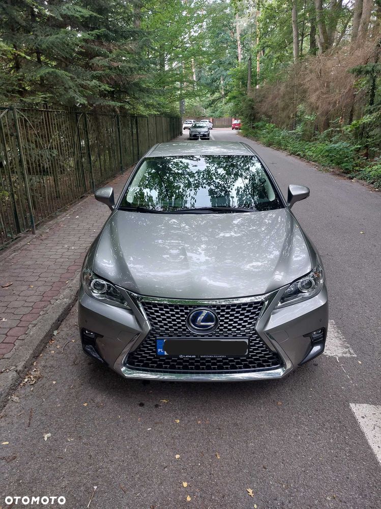 Lexus CT - 6