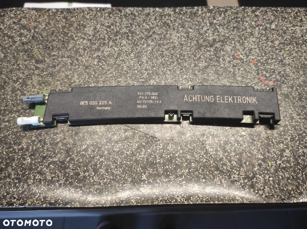 8E5035225A WZMACNIACZ RADIA MODUŁ AUDIO ANTENY AUDI A4 B6 B7 WYSYŁKA !!!!! - 1