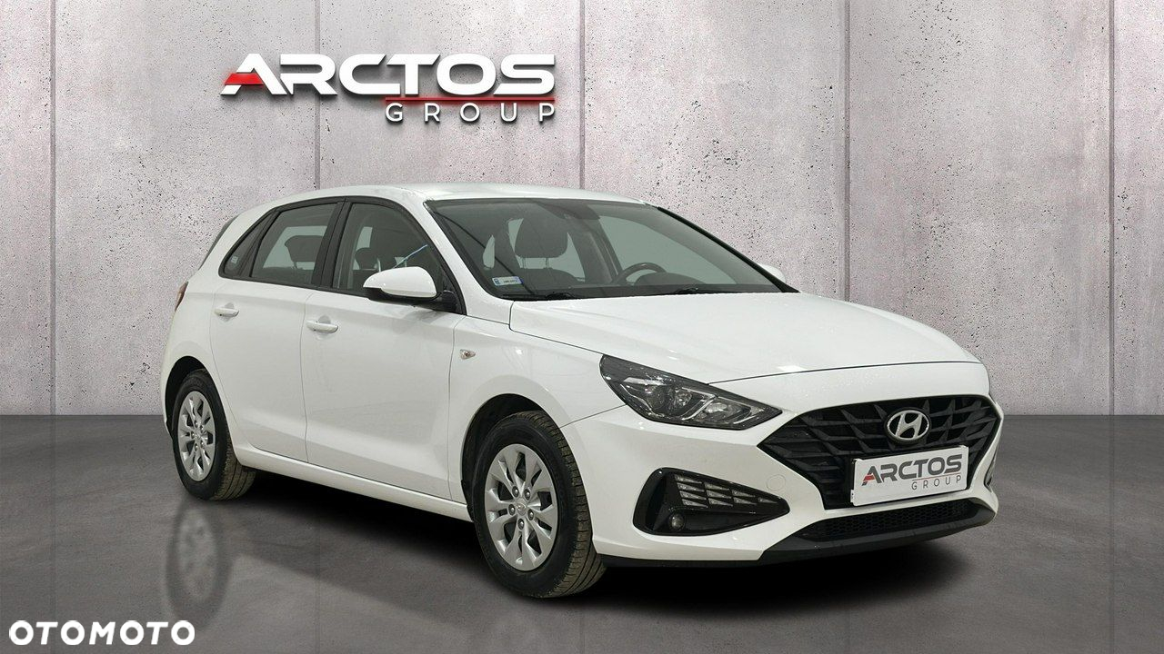Hyundai i30 1.5 DPI Classic + - 7
