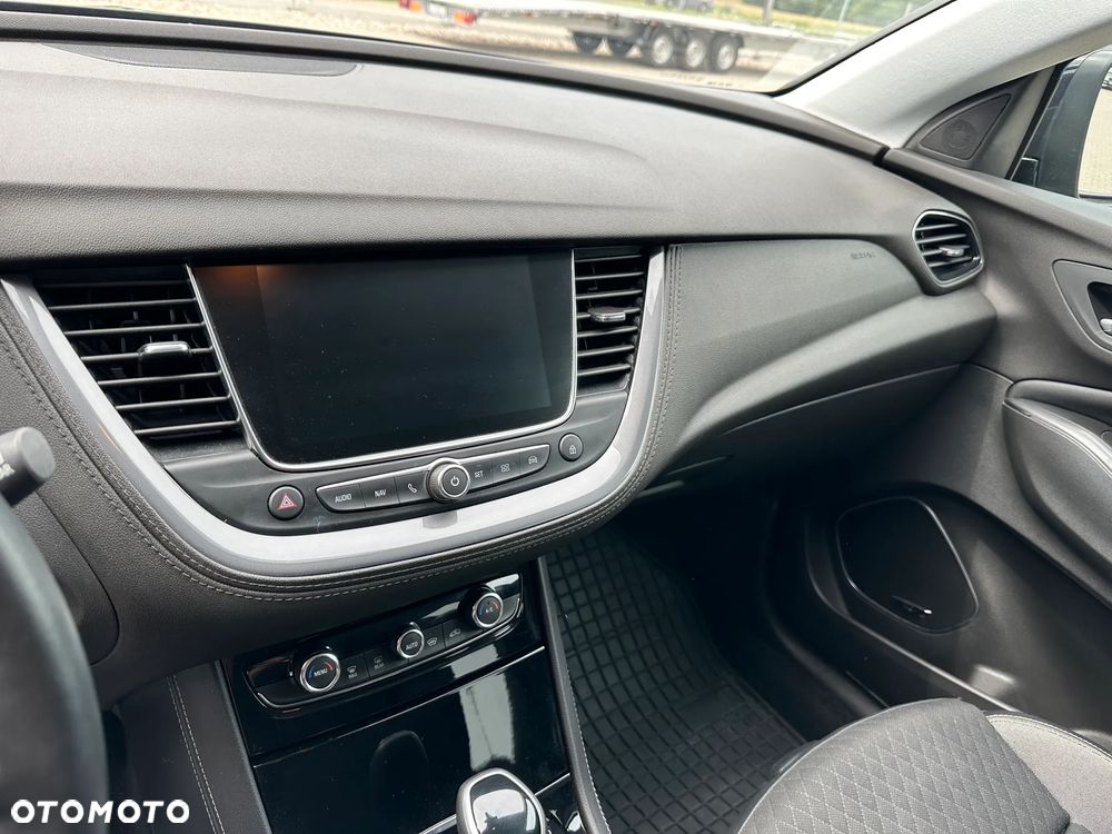 Opel Grandland X - 15