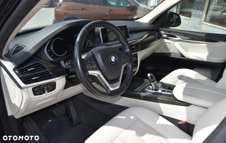 BMW X5 xDrive25d - 8