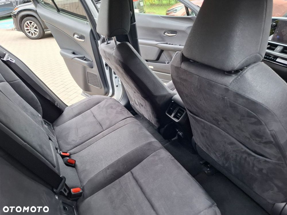 Lexus UX 250h GPF Business 2WD - 23