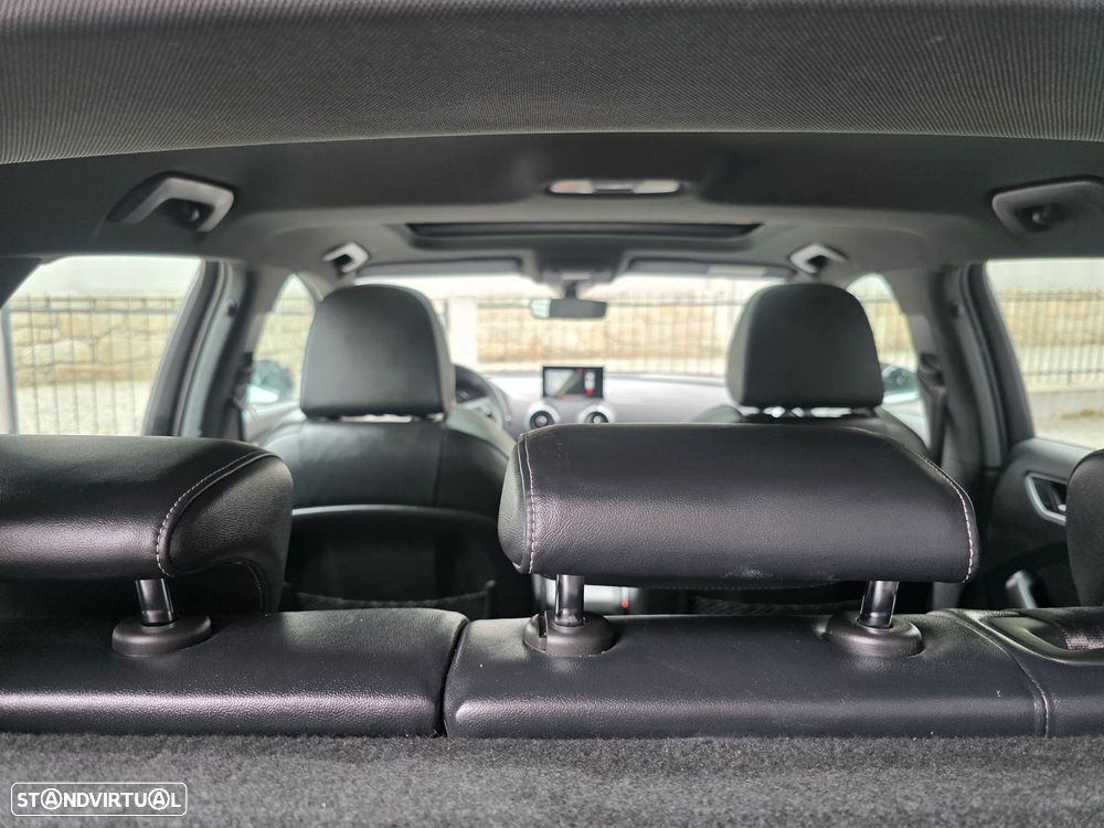 Audi A3 1.6 TDI S-line - 30