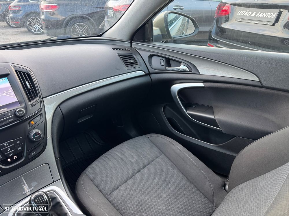 Opel Insignia 2.0 CDTI executive S/S - 15