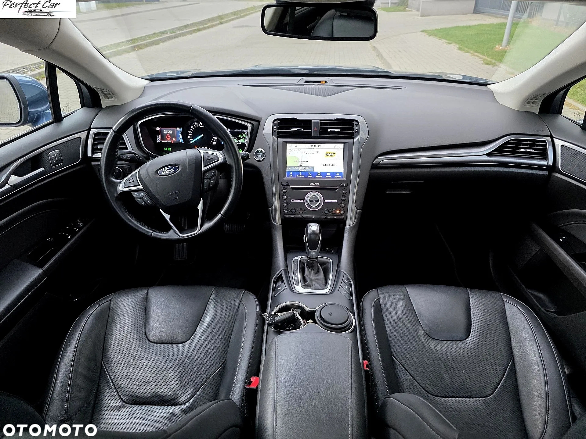 Ford Mondeo Turnier 2.0 Ti-VCT Hybrid Titanium - 12