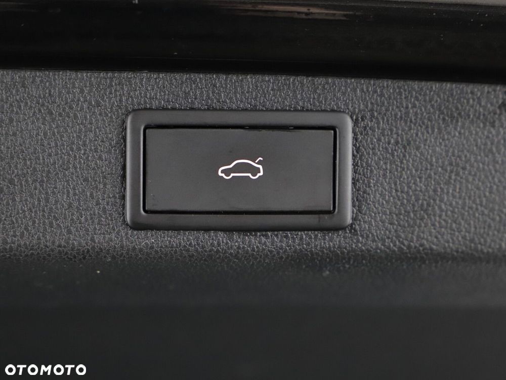 Skoda Superb 2.0 TDI SCR Style DSG - 25