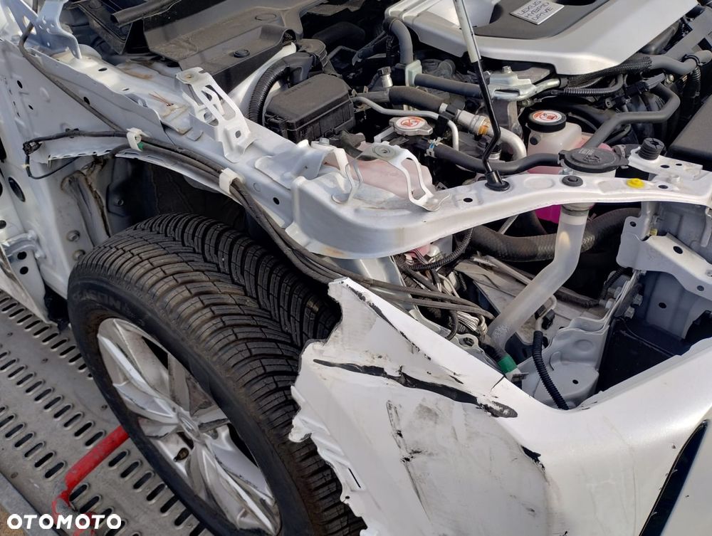 Lexus UX 250h Luxury Line - 10